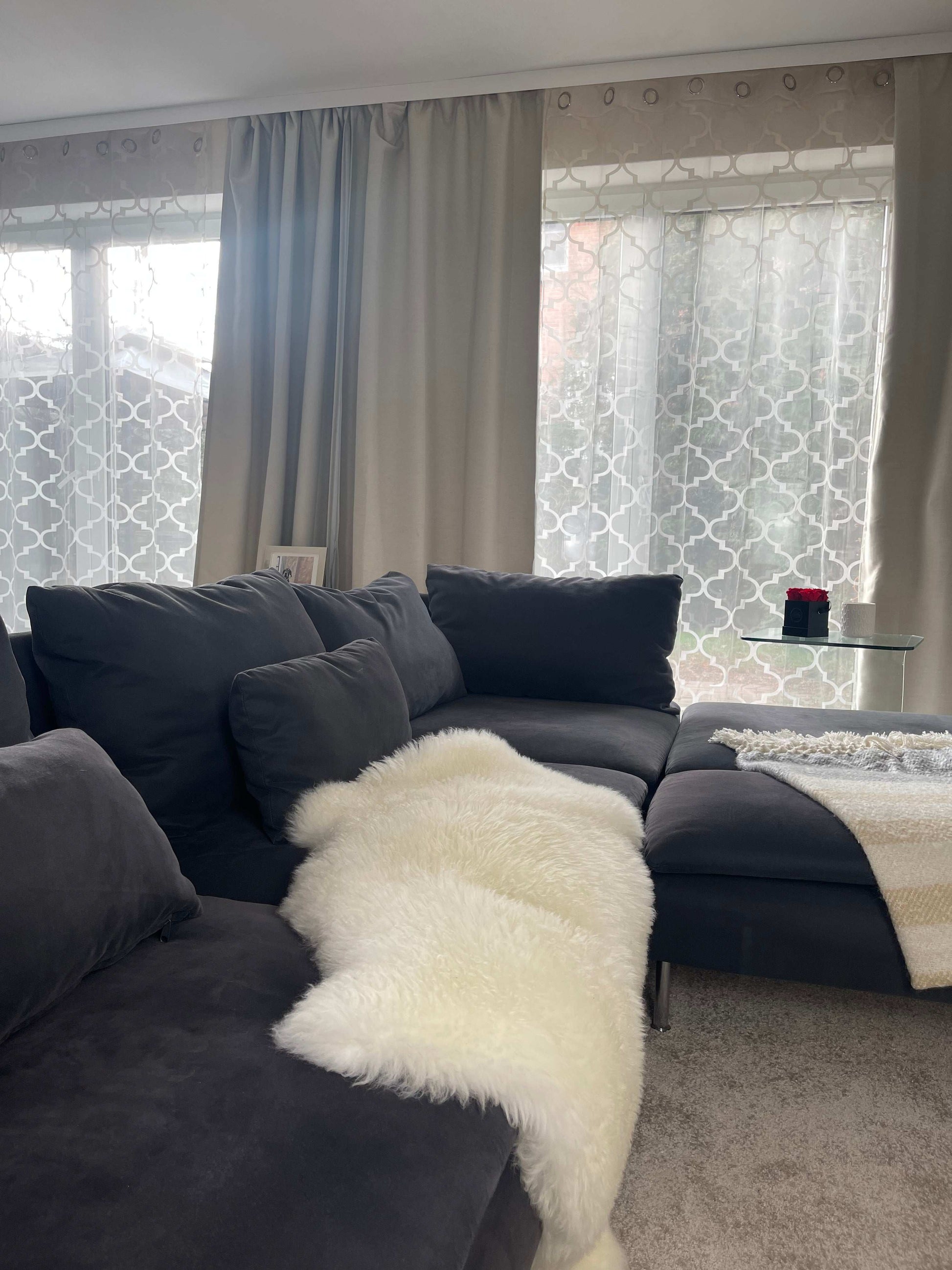 Schaffell Läufer – Gefertigt aus 2 Natur Schaffellen, 2m