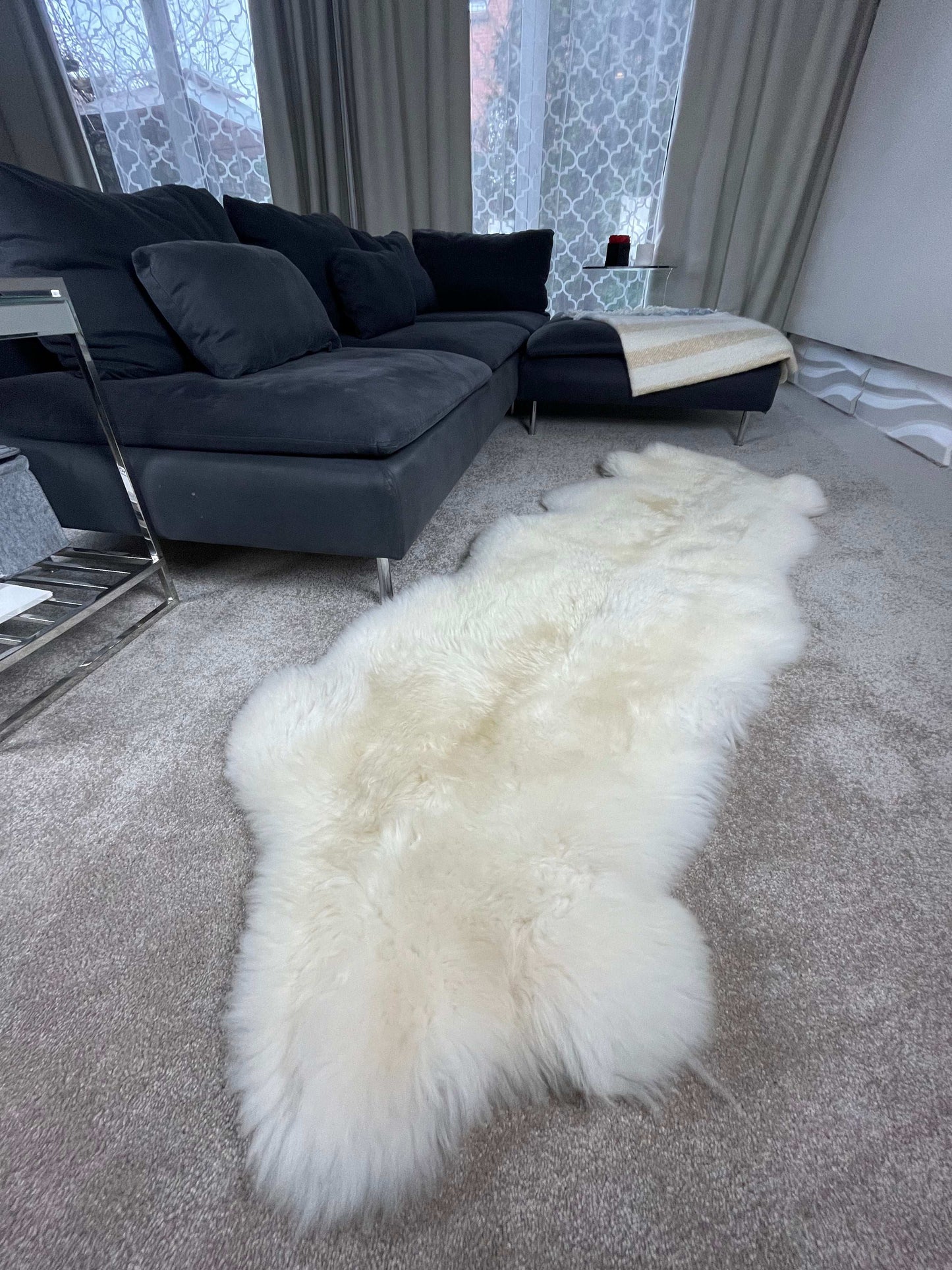 Schaffell Läufer – Gefertigt aus 2 Natur Schaffellen, 2m